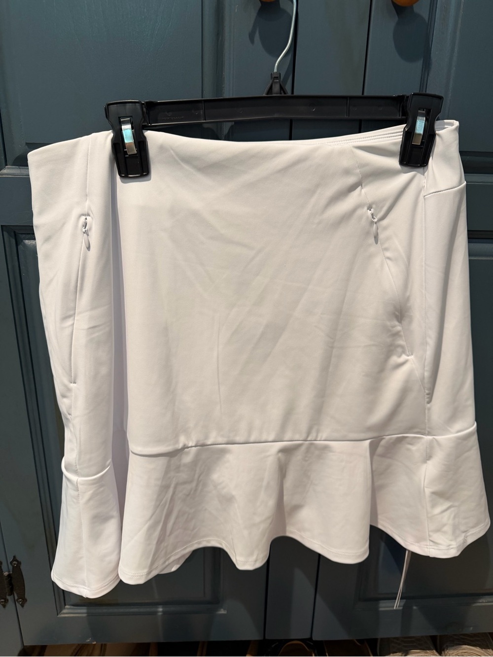 Women’s White Flounce Hem Skirt